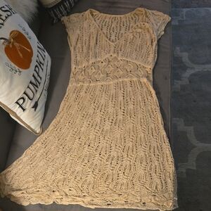 Elegant Cream Lace Dress
